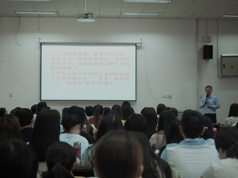 胡经理.jpg